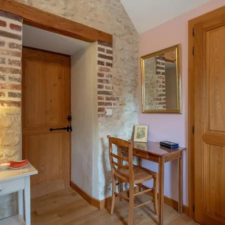 La Croix St Jean 3* Foucheres