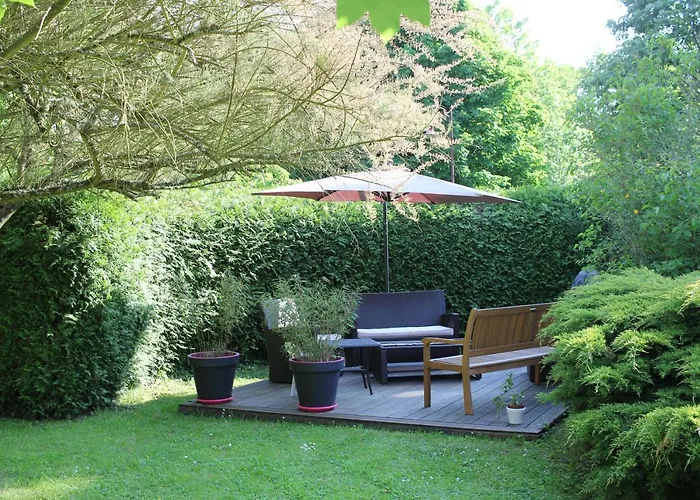 לינה וארוחת בוקר La Croix St Jean Foucheres