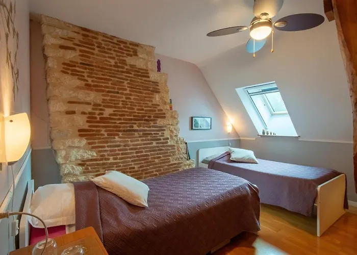 La Croix St Jean Foucheres